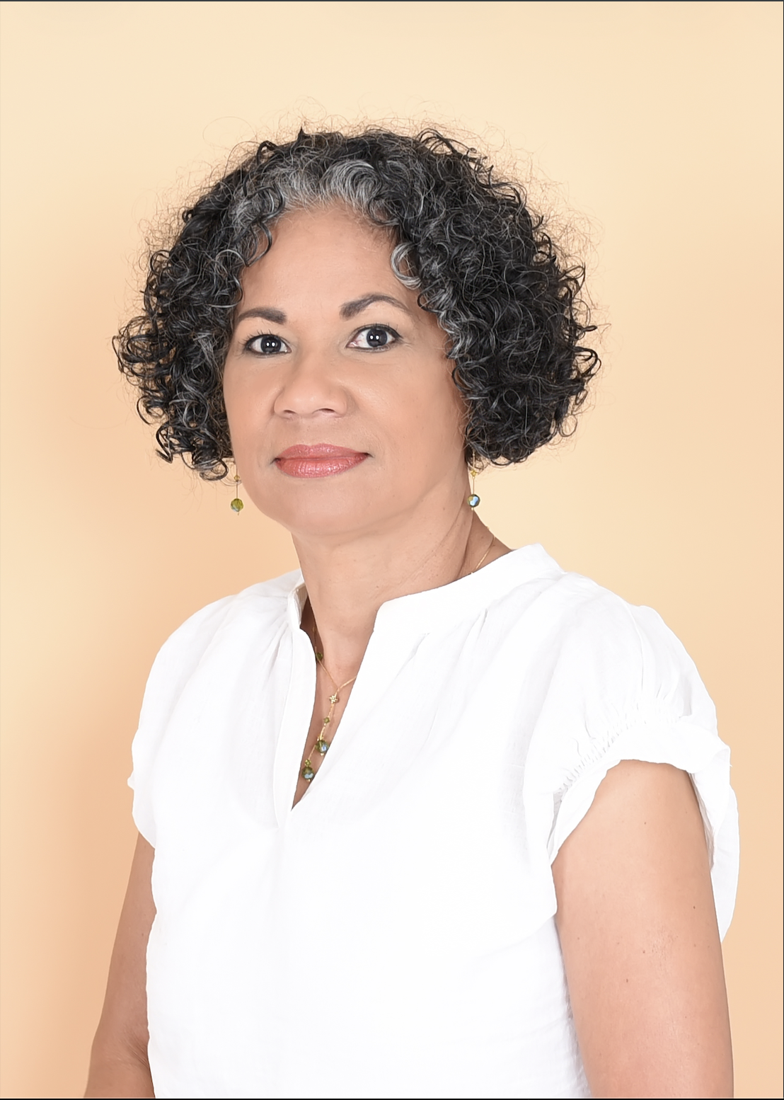 Ms. Maribelle Pérez